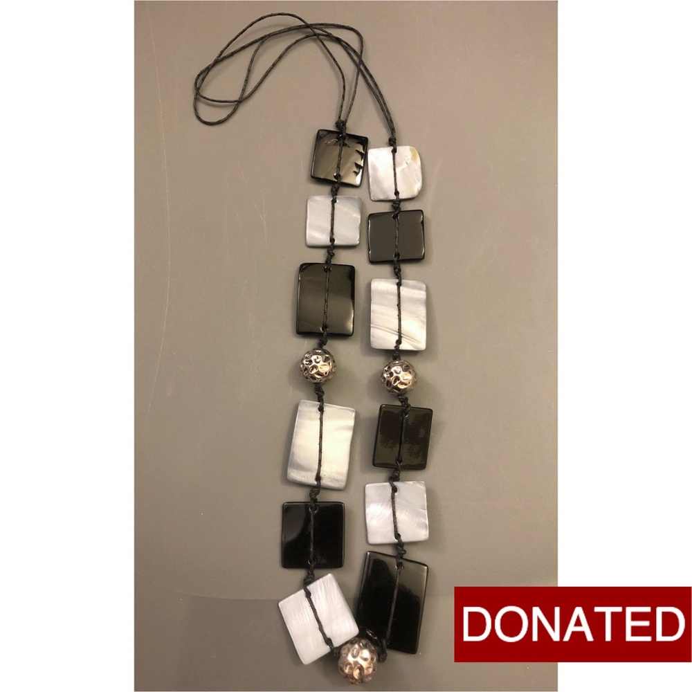 DONATED x 💜 2/$30 Glass Shell Necklace (Black & Silver)